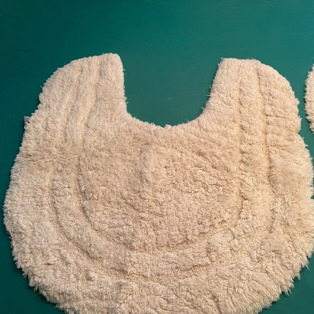 Creme Bath Rug Set